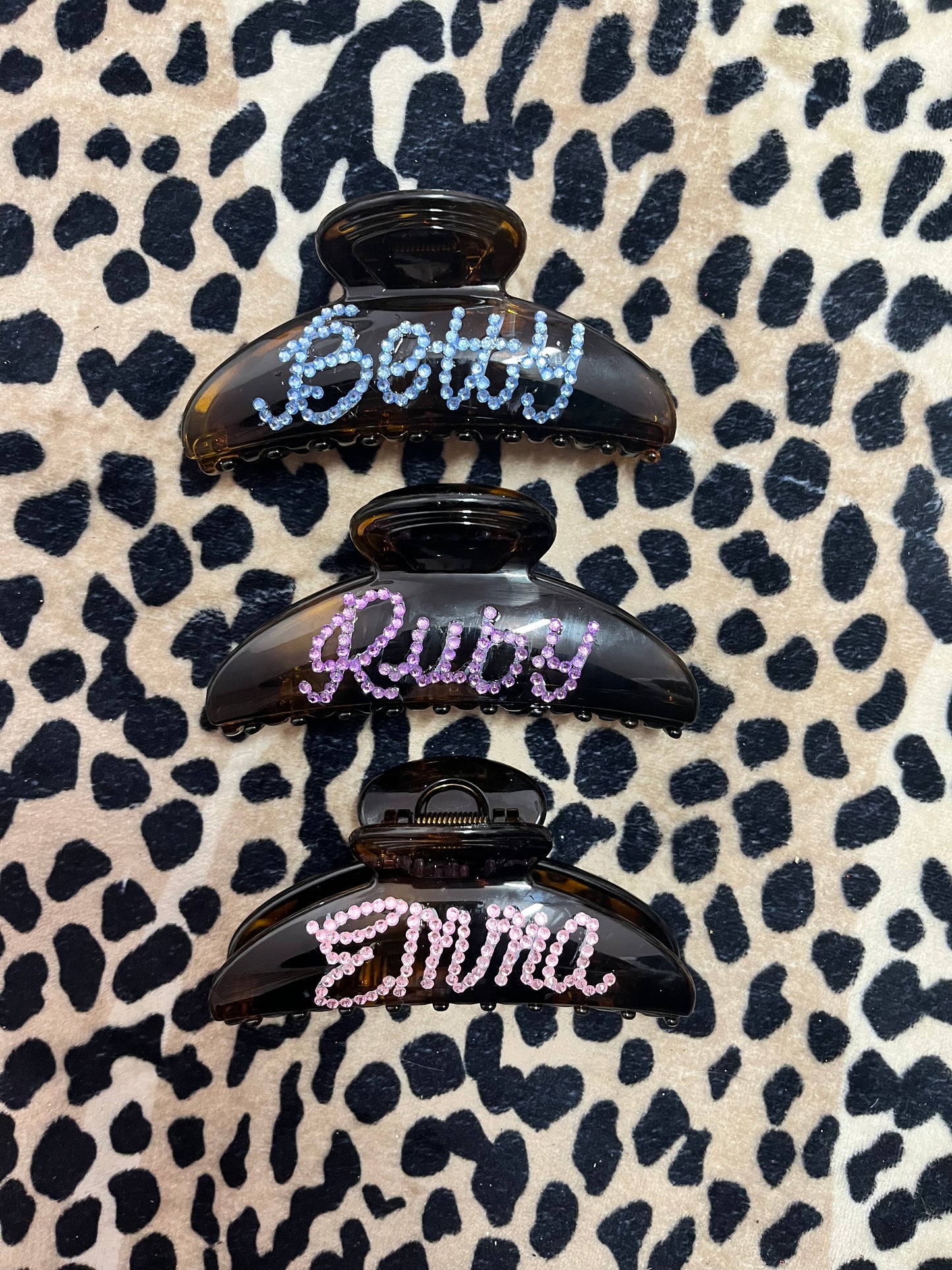Staple personalised claw clip🪩