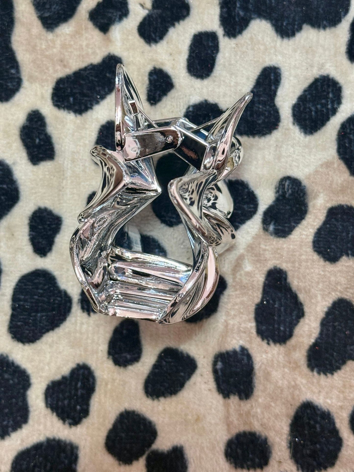 Mollie silver claw clip