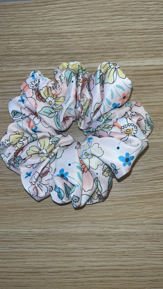 Oversized floral scrunchie