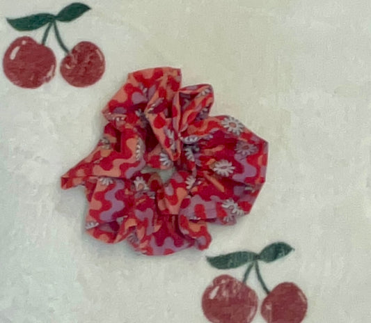 Love Potion #25 Daisy print ruffle scrunchie